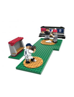 https://truimg.toysrus.com/product/images/oyo-sports-mlb-playmaker-set-justin-verlander-mike-trout-mlb-umpire--DC1FE36F.pt01.zoom.jpg