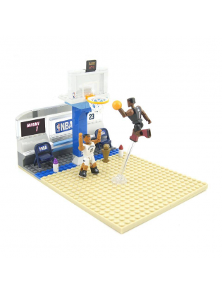 https://truimg.toysrus.com/product/images/the-bridge-direct-nba-one-on-one-buildable-playser-anthony-davis-vs-chris-b--F26EEED2.zoom.jpg