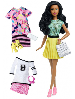 https://truimg.toysrus.com/product/images/barbie-fashionistas-doll-with-fashion-set-teal-shirt-yellow-skirt-floral-t---166E434F.zoom.jpg