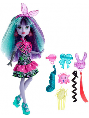 https://truimg.toysrus.com/product/images/monster-high-electrified-monstrous-hair-ghouls-twyla-doll--B1D2DDE5.zoom.jpg