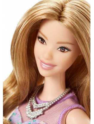 https://truimg.toysrus.com/product/images/barbie-fashionistas-lovely-in-lilac-doll-blonde--B276277F.pt01.zoom.jpg