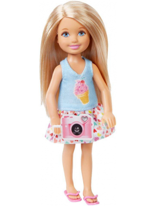 https://truimg.toysrus.com/product/images/barbie-great-puppy-adventure-chelsea-doll-with-a-camera-blonde--195267E4.zoom.jpg