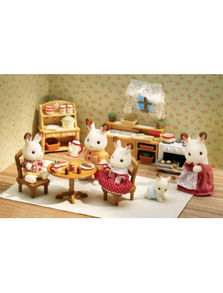 https://truimg.toysrus.com/product/images/calico-critters-deluxe-kitchen-set--BF67D609.zoom.jpg