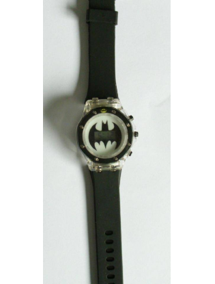 https://truimg.toysrus.com/product/images/batman-lcd-flash-watch-black--6BEAB220.zoom.jpg