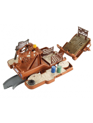 https://truimg.toysrus.com/product/images/disney-pixar-cars-3-transforming-mater-playset--EF5A139E.zoom.jpg