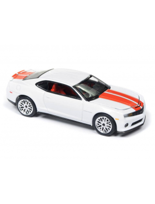 https://truimg.toysrus.com/product/images/auto-world-1:64-diecast-car-2011-chevy-camaro-(50th-anniversary)-gloss-whit--E3832E15.zoom.jpg