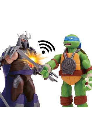 https://truimg.toysrus.com/product/images/teenage-mutant-ninja-turtles-deluxe-figure-finger-fighter-leonardo--94A6F6F6.pt01.zoom.jpg