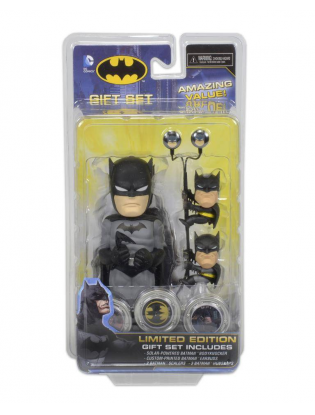 https://truimg.toysrus.com/product/images/dc-comics-batman-limited-edition-gift-set--DDC4DBB3.pt01.zoom.jpg