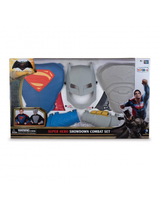 https://truimg.toysrus.com/product/images/batman-v-superman-super-hero-showdown-combat-set--1CB77ADF.pt01.zoom.jpg