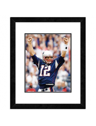 https://truimg.toysrus.com/product/images/nfl-collection-doubled-matted-framed-photo-tom-brady--EC5C2E17.zoom.jpg