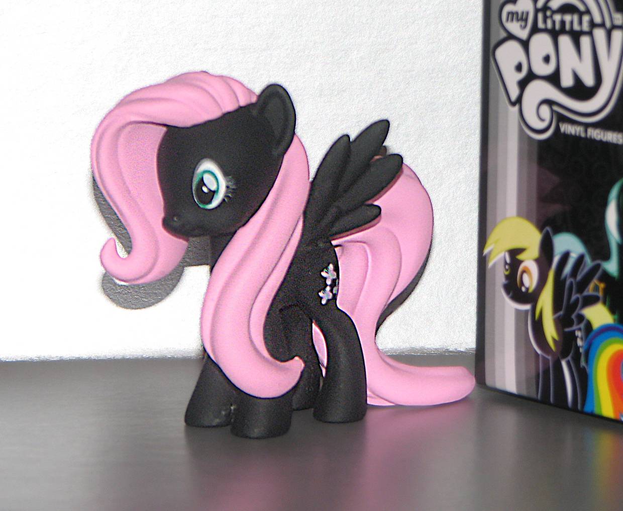 My little pony мини пони. My little Pony Mini Игрушкин. Флаттершай пони фигурка на торт. Эмо Флаттершай фигурка.