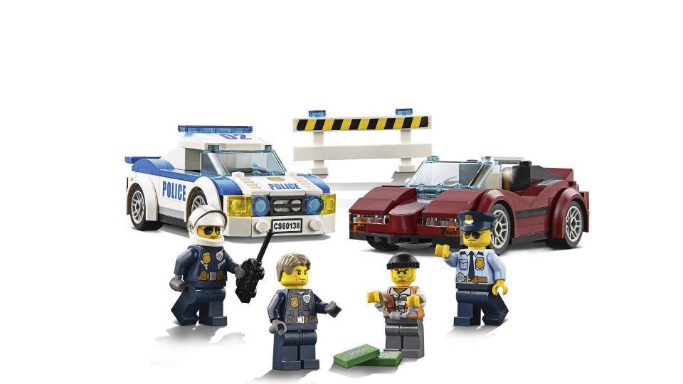 Lego high speed police chase on sale