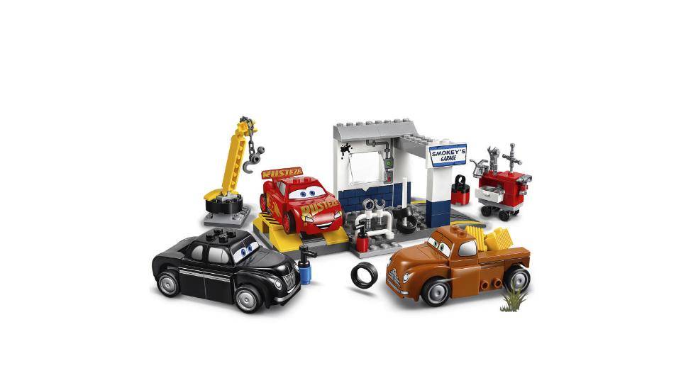 lego juniors cars 3 smokey's garage