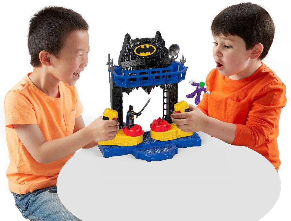 Imaginext battle on sale batcave