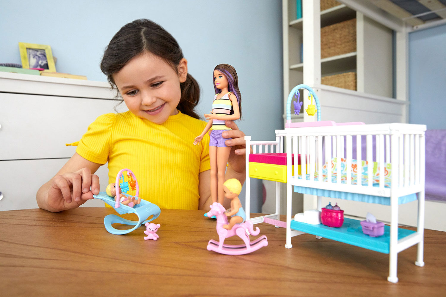 Barbie Skipper Babysitters Inc. Nap n Nurture Nursery Dolls and Playset