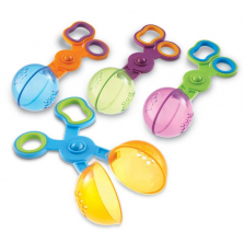Learning Resources Handy Scoopers Set - 4 Piece