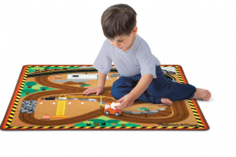 Melissa & Doug Round The Construction Zone Work Site Activity Rug with 3 Wooden Trucks