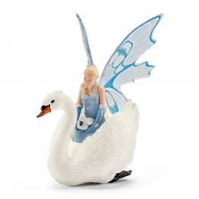 Schleich Larinya Figurine