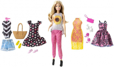 Barbie Pink Passport Fashion Doll Gift Set