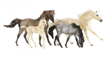 Breyer Traditional Series Cloud's Encore Gift Set