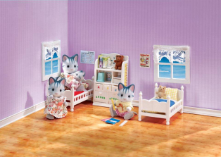Calico Critters Children's Bedroom Set