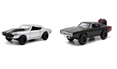 Jada Toys Fast and Furious 1:32 Scale Diecast Car Twin Pack - Dom's Charger and Roman's Camaro