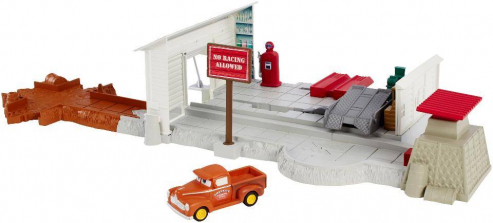 Disney Pixar Cars 3 Smokey's Service Stop Playset