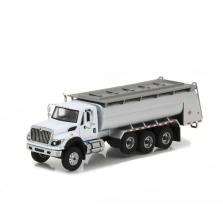 1:64 GreenLight Collectibles Super Duty Trucks - Series 1 - 2017 International WorkStar Tanker Truck