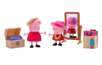 Peppa Pig Dressing Up with Granny Pig Playset
