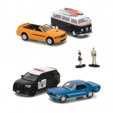 Motor World Pacific Coast Highway Road Trip 1:64 Scale Diecast Vehicle Set - Multi-Car Dioramas