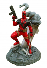 Marvel 8 inch Action Figure Deluxe Model Kit - Deadpool