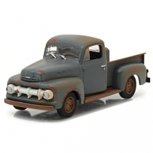 "Greenlight - 1:43 Forrest Gump (1994) - 1951 Ford F-1 Truck "Run, Forrest, Run""