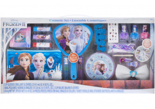 Frozen II Ultimate Dress-Up Kit