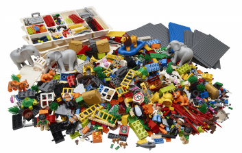 Lego Identity and Landscape Kit 2000430