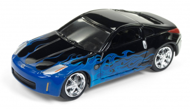 Johnny Lightning Street Freaks Diecast Car - Gloss Black with Blue Flames 2004 Nissan 350Z